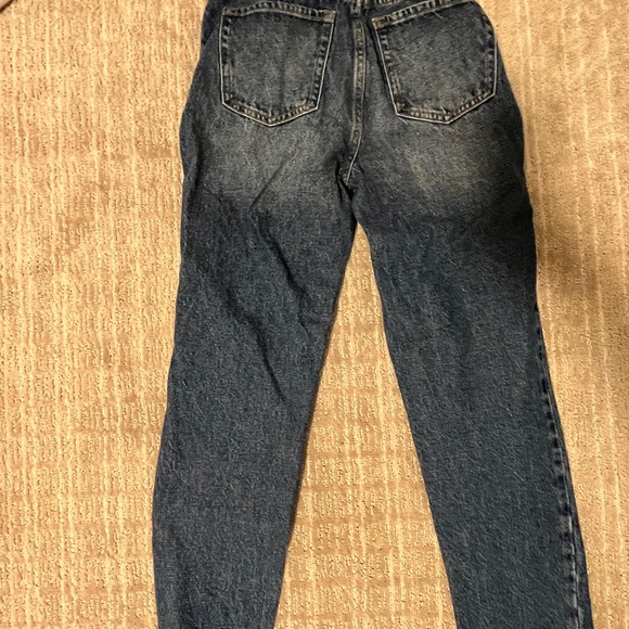 Ultra high rise, slim jeans, brand new - Picture 4 of 6